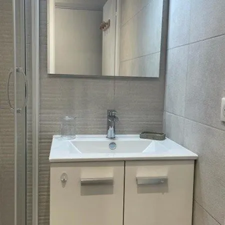 Renove A 50m De La Plage, Climatise, Parking, 4 Couchages, - Fr-1-790-13 Apartment